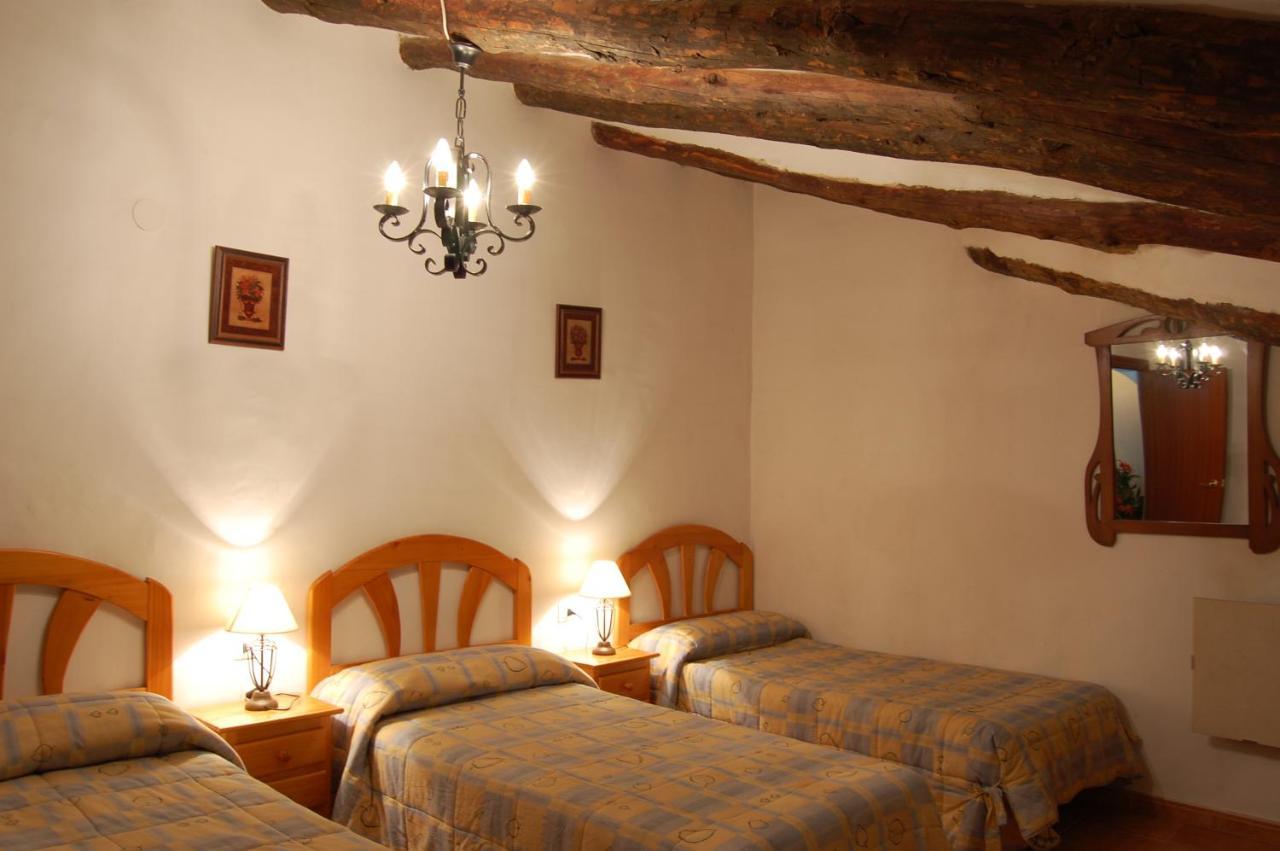 Archivel Alojamientos Casa Ruiz מראה חיצוני תמונה